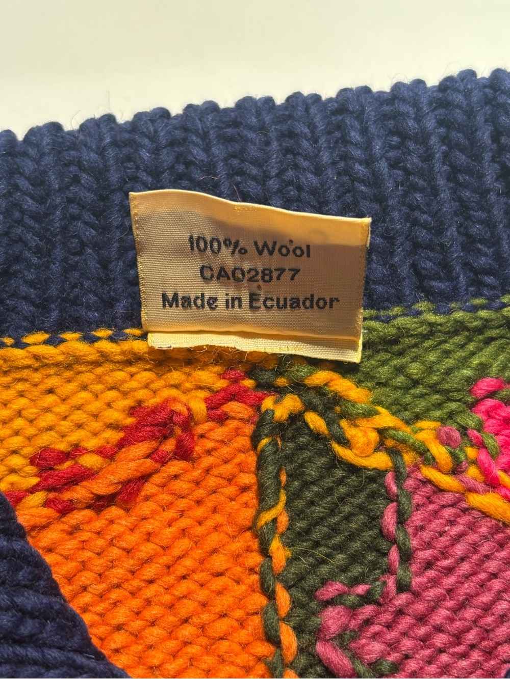 Las Americas 100 percent wool hand knitted sweater vibrant coloured 90s vintage - Picture 10 of 14
